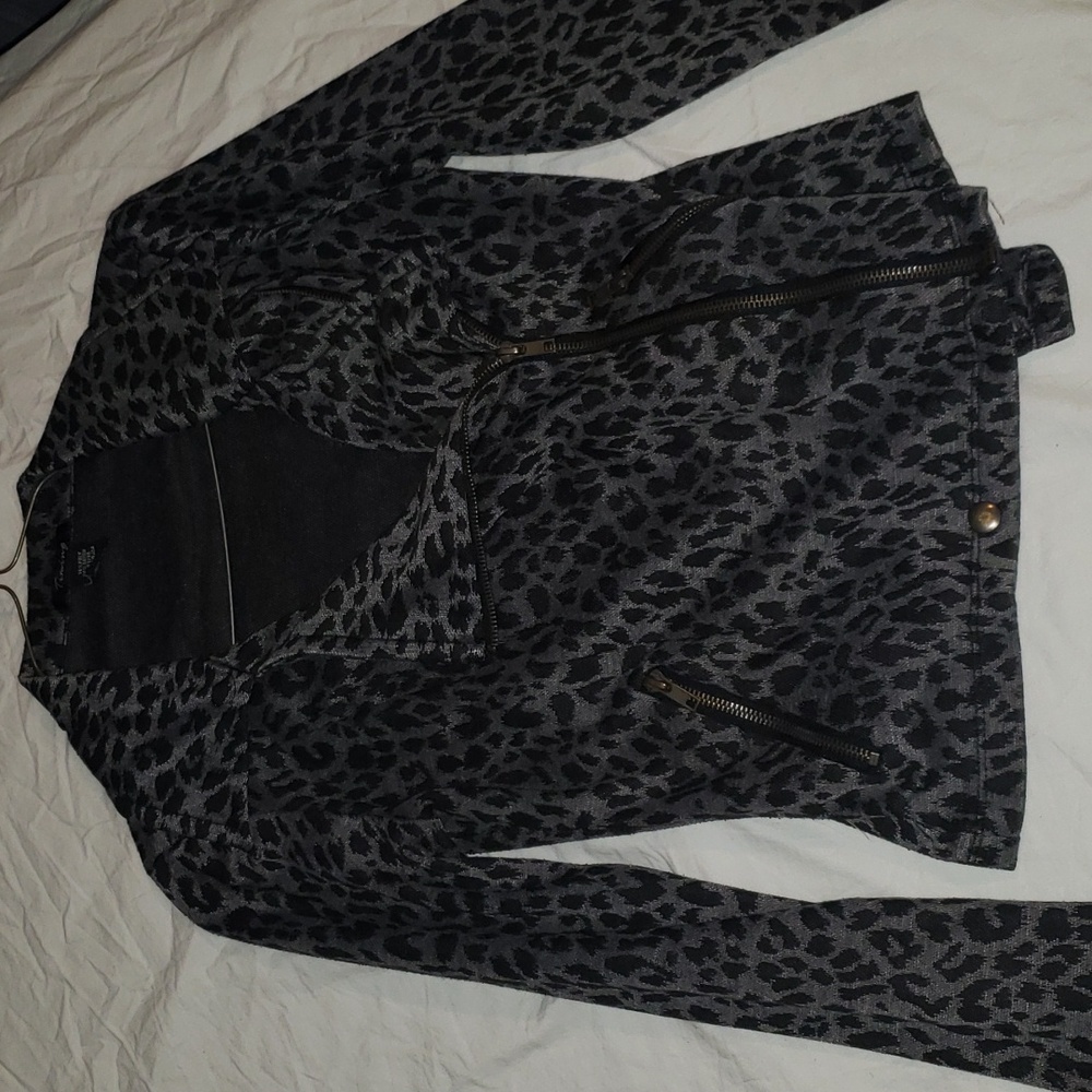 Leopard print blazer light jacket